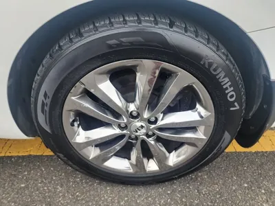 Kia Canival 2016, 198994 км, за 5395.56 USD