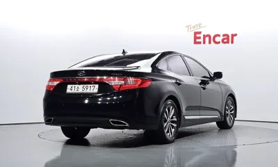 Hyundai Grandeur 2011, 125337 км, за 3304.63 USD