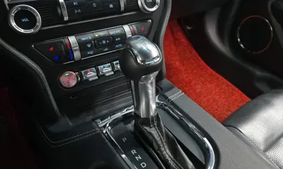 Ford Mustang 2019, 58151 км, за 14337.63 USD - фото 9