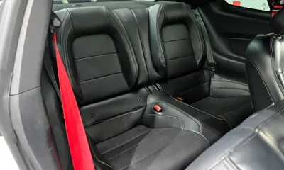 Ford Mustang 2019, 58151 км, за 14337.63 USD - фото 12
