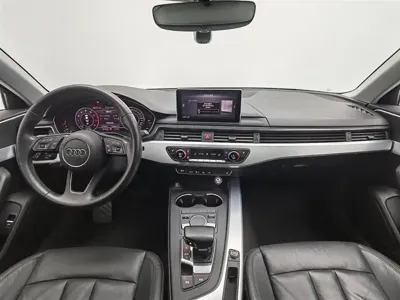 Audi A4L 2019, 82400 км, за 13084.02 USD