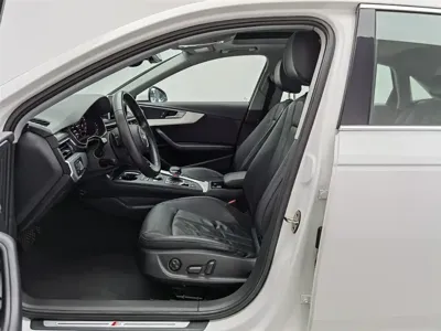 Audi A4L 2019, 82400 км, за 12966.37 USD - фото 10