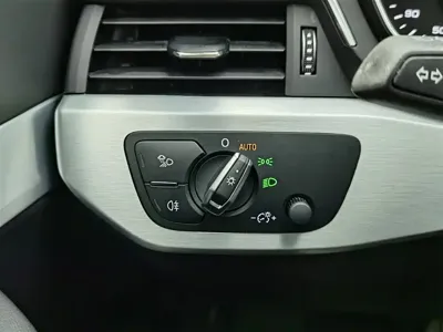 Audi A4L 2019, 82400 км, за 12966.37 USD - фото 21