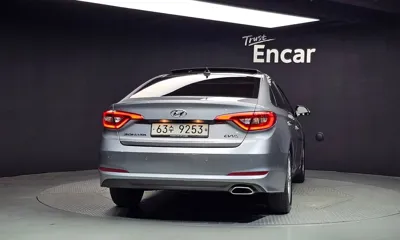 Hyundai Sonata 2015, 52522 км, за 6186.1 USD