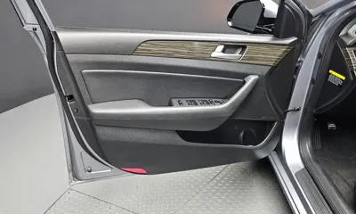 Hyundai Sonata 2015, 52522 км, за 6180.07 USD - фото 24