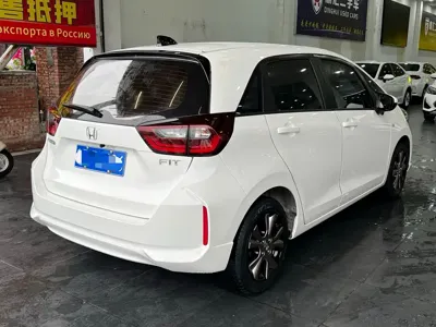 Honda Fit 2022, 44000 км, за 8946.27 USD