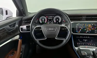 Audi A6 2023, 41946 км, за 26957.38 USD - фото 13
