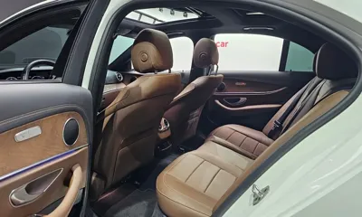 Mercedes-Benz E-Class 2021, 53643 км, за 23337.44 USD - фото 11