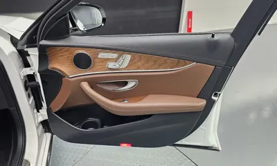 Mercedes-Benz E-Class 2021, 53643 км, за 23337.44 USD - фото 24