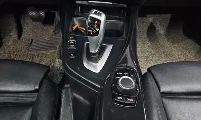 BMW 1-Series 2015, 118024 км, за 6078.62 USD - фото 9