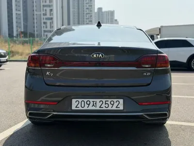 Kia K7 2020, 217000 км, за 8533.54 USD