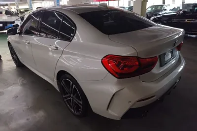 BMW 1 Series 2021, 71700 км, за 13329 USD