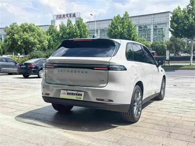 Leapmotor Leapmotor C10 2025, 18000 км, за 14704.79 USD - фото 7