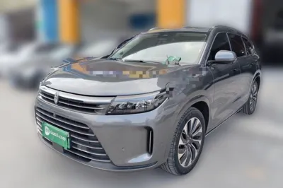 Hima AITO M7 · 2022 год