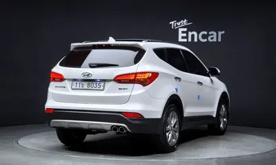 Hyundai Santafe 2015, 104615 км, за 7598.28 USD