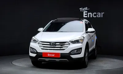 Hyundai Santafe 2015, 104615 км, за 7598.28 USD