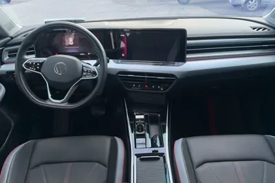 Volkswagen Lamando 2022, 32500 км, за 15461 USD - фото 9