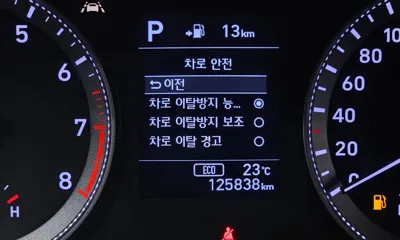 Hyundai Grandeur 2019, 125838 км, за 9751.5 USD - фото 19