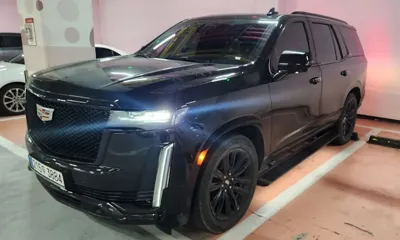 Cadillac Escalade 2023, 89000 км, за 53342.05 USD
