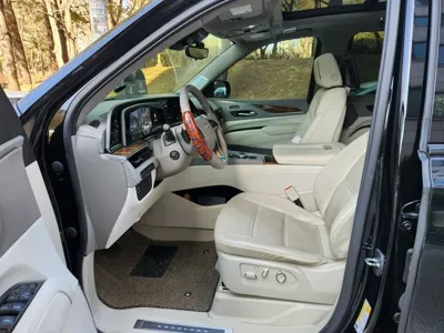 Cadillac Escalade 2023, 89000 км, за 53342.05 USD - фото 6