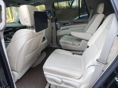 Cadillac Escalade 2023, 89000 км, за 53342.05 USD - фото 12
