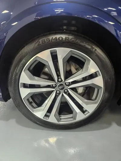Audi Q8 2023, 17220 км, за 57699.88 USD - фото 20