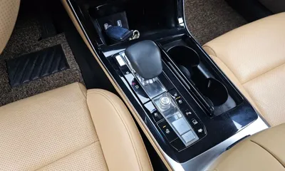 Kia K7 2020, 119152 км, за 11159.25 USD - фото 9