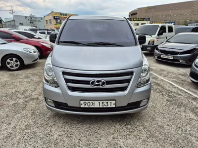 Hyundai Starex 2018, 199000 км, за 5667.76 USD
