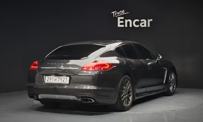 Porsche Panamera 2012, 202403 км, за 14769.59 USD