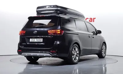 Kia Canival 2019, 93193 км, за 12162.89 USD