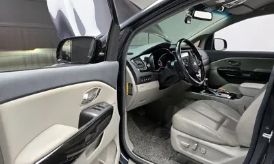 Kia Canival 2019, 93193 км, за 12078.25 USD - фото 11
