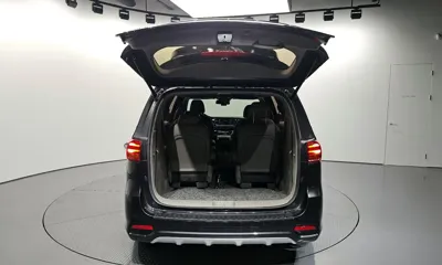 Kia Canival 2019, 93193 км, за 12078.25 USD - фото 20
