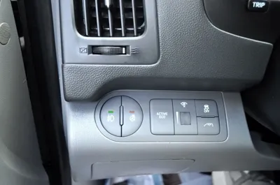 Hyundai Starex 2019, 251000 км, за 5399.43 USD - фото 16