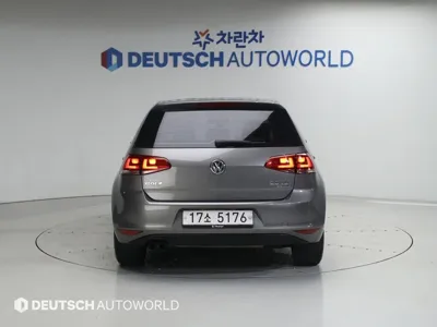 Volkswagen Golf 2014, 151114 км, за 4875.51 USD