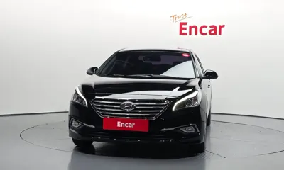 Hyundai Sonata 2017, 56638 км, за 7220.69 USD
