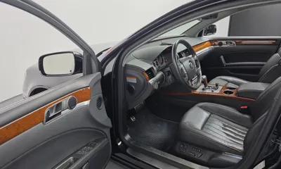 Volkswagen Phaeton 2012, 261096 км, за 2444.66 USD - фото 12
