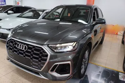 Audi Q5L · 2022 год