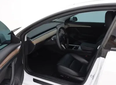 Tesla Model 3 2022, 115177 км, за 4056.42 USD - фото 6