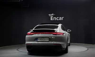 Porsche Panamera 2023, 23140 км, за 86705.17 USD
