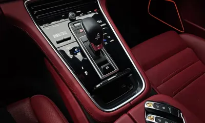 Porsche Panamera 2023, 23140 км, за 86705.17 USD - фото 9