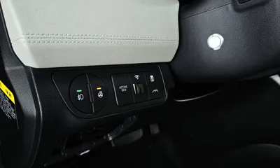 Hyundai Starex 2019, 108454 км, за 15698.89 USD - фото 18