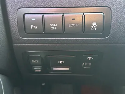Hyundai Equus 2012, 163000 км, за 3452.77 USD - фото 20