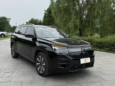 Volkswagen Teramont 2025, 13000 км, за 30281.78 USD