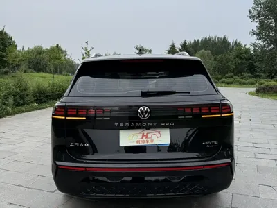 Volkswagen Teramont 2025, 13000 км, за 30281.78 USD - фото 8