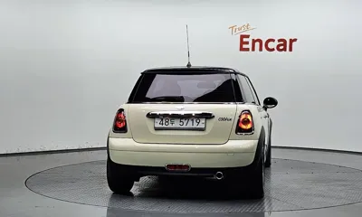 MINI Cooper 2010, 101174 км, за 2578 USD