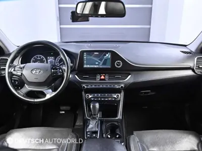 Hyundai Grandeur 2018, 132219 км, за 6955.73 USD - фото 7