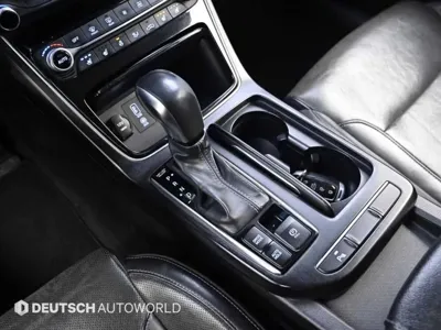 Hyundai Grandeur 2018, 132219 км, за 6955.73 USD - фото 9