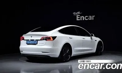 Tesla Model 3 2020, 59730 км, за 23112.56 USD