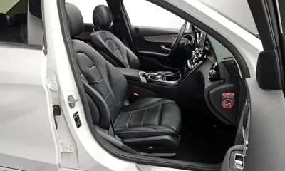 Mercedes-Benz C-Class 2017, 81970 км, за 10401.09 USD - фото 12