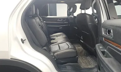 Ford Explorer 2018, 99415 км, за 11034.03 USD - фото 12